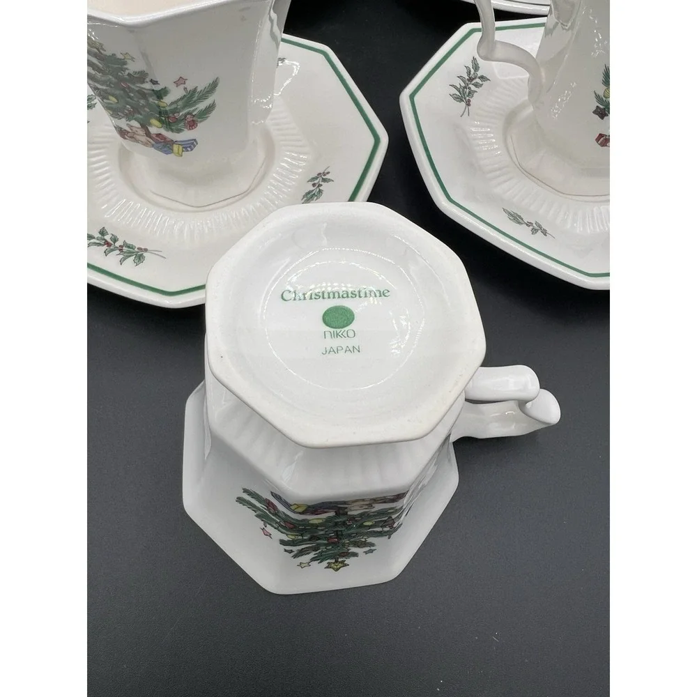 🎄‎ Nikko Christmastime Coffee Cup & Saucer Set–Holly & Christmas Tree–Vintage☕